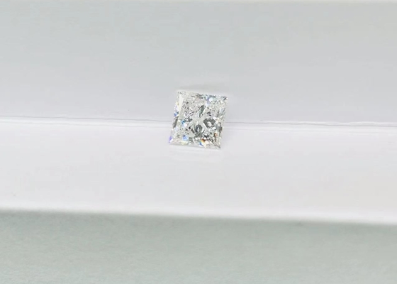 گواهی IGI سنگ بزرگ گشاده 4ct CVD مصنوعی آزمایشگاه رشد الماس سفید برش عالی