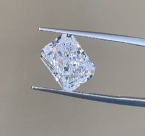 الماس تولید شده در آزمایشگاه CVD DEF VS 1-15ct Radiant Brilliant Cut گواهینامه IGI
